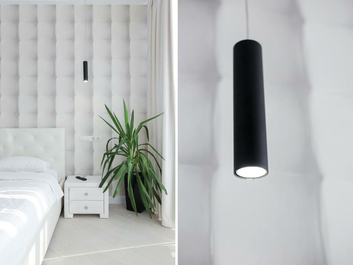 קייב Black&White Apartment In Smart Plaza מראה חיצוני תמונה